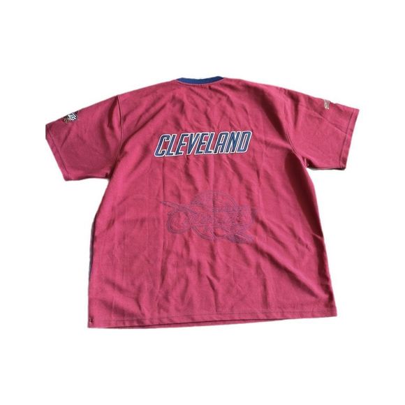 Cleveland Cavaliers Basketball Shirt - Picture 2 of 7